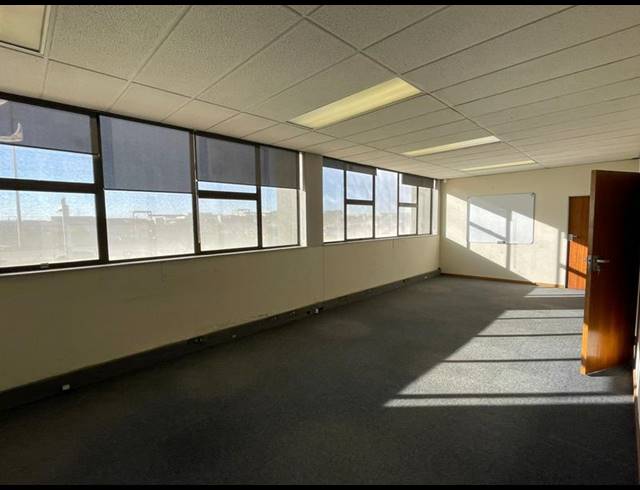 BUSINESS PROPERTY TO RENT IN GATEWAY INDUSTRIAL PARK